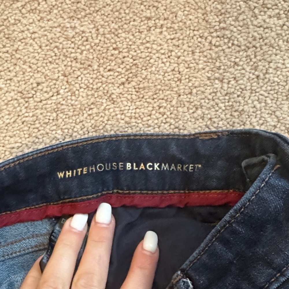 White House Black Market Women's Dark Blue Skinny Jeans - Picture 5 of 7